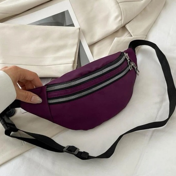 💙Women’s Double Front Pockets Adjustable Strap Medium Sized Fanny Pack - Picture 2 of 8